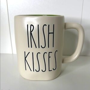 Rae Dunn Irish Kisses St. Patrick’s Day Mug NWT